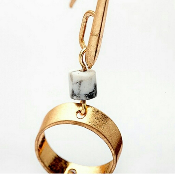 Natural Abalone 14K Dangles💋 - Picture 2 of 5